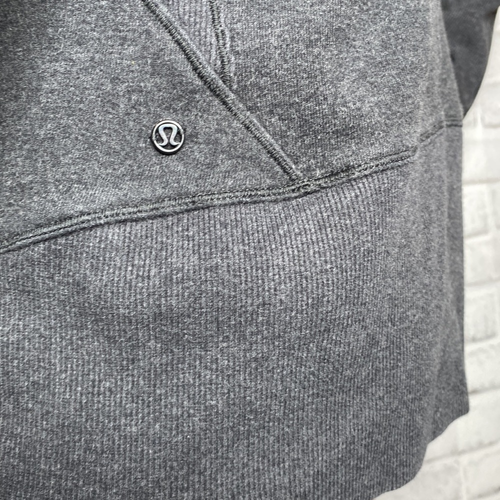 Lululemon Under Wraps Pullover
Heathered Black - Picture 7 of 7